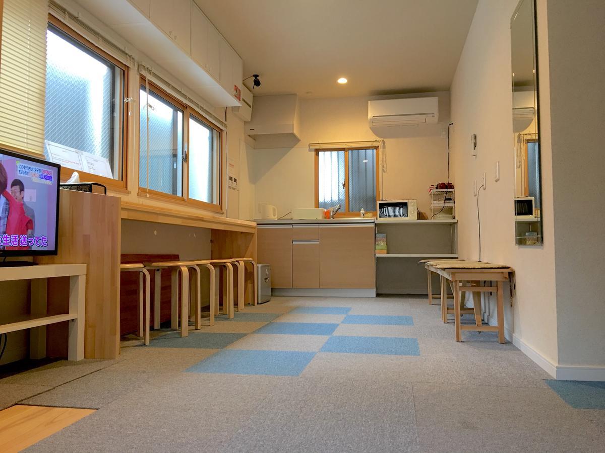 Sayuri Tengachaya Ekimae Séjour chez l'habitant *