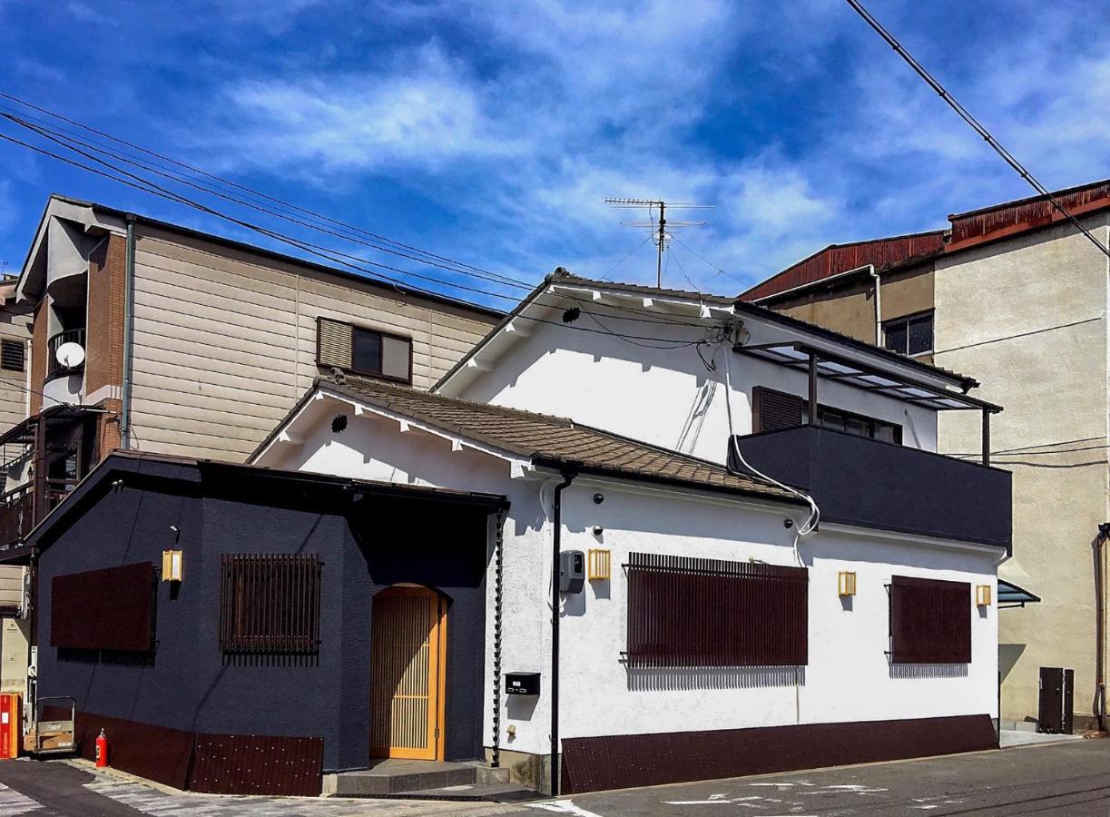 Sayuri Tengachaya Ekimae Séjour chez l'habitant *